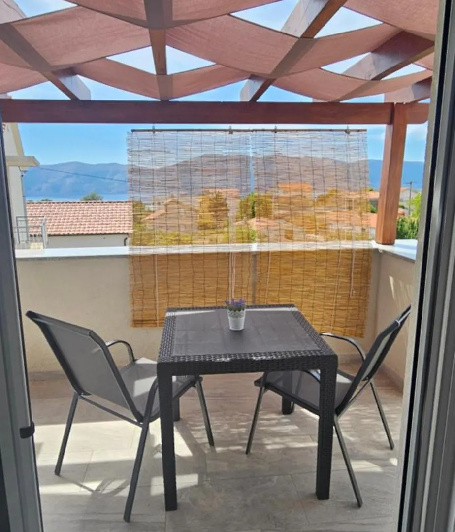 Apartman Luce Brzac